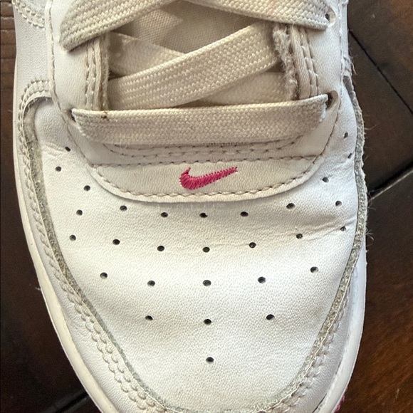 Girls Nike Air Force 1 - Picture 15 of 15